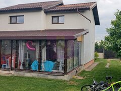 Sabareni, casa 2011, P+M 4 camere + dependinte, curte 500 mp